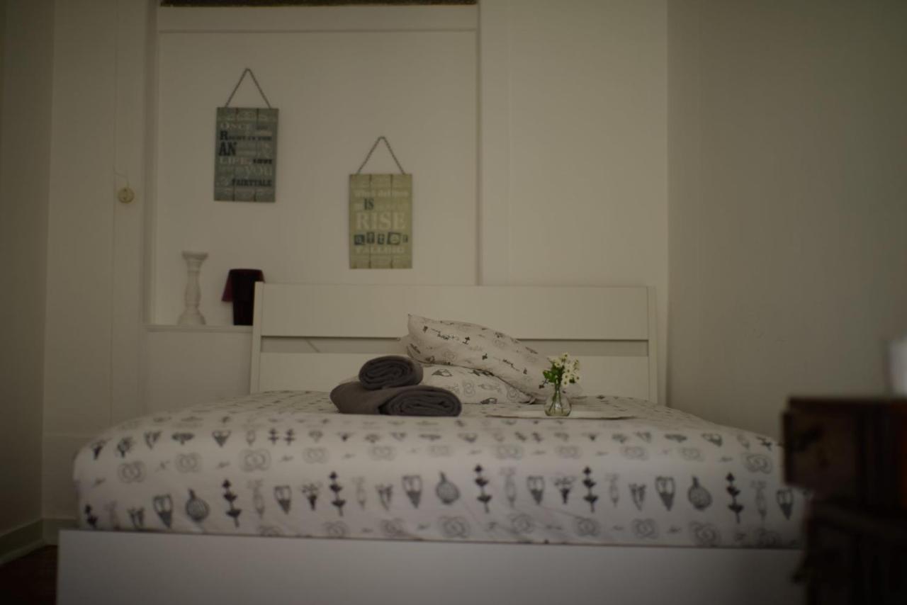 Appartamento The Blue House - As Portuguesas Lisbona Esterno foto