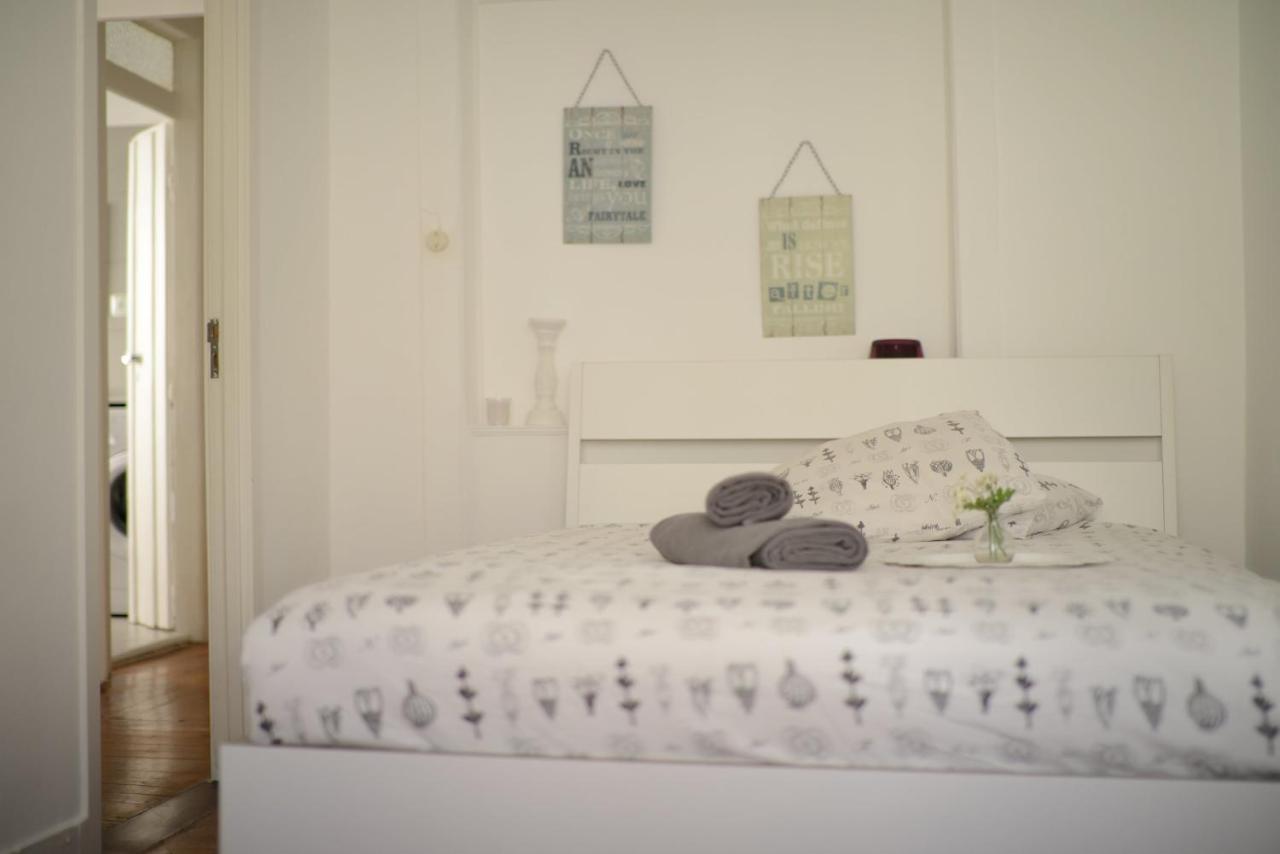 Appartamento The Blue House - As Portuguesas Lisbona Esterno foto